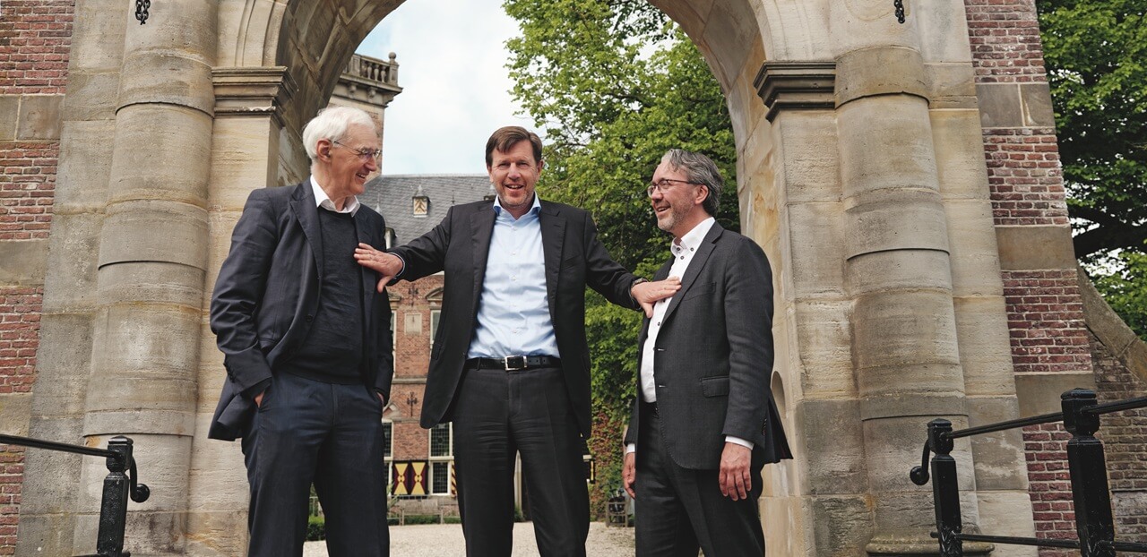 De code: terug naar de basis of ruimte voor de maatschappelijke discussie?
