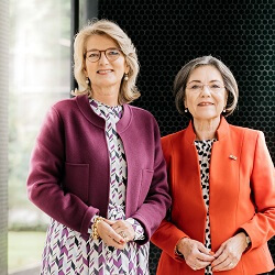 Gerdi Verbeet en Marguerite Soeteman-Reijnen (Siemens): ‘Nieuwe zuurstof voor de raad’