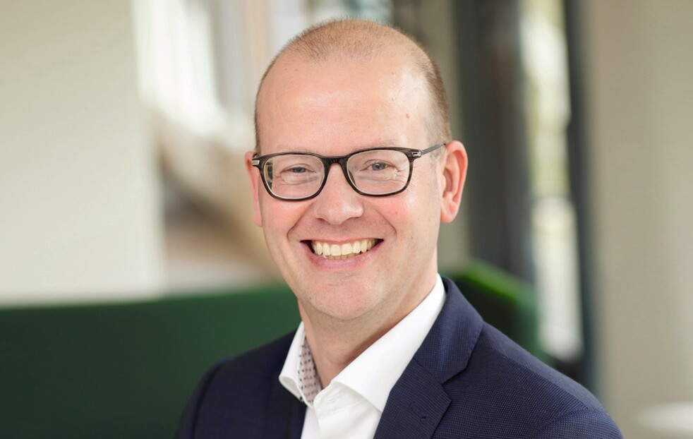 De cfo Dirk Jan Sloots: meer zorgen dan verzekeren
